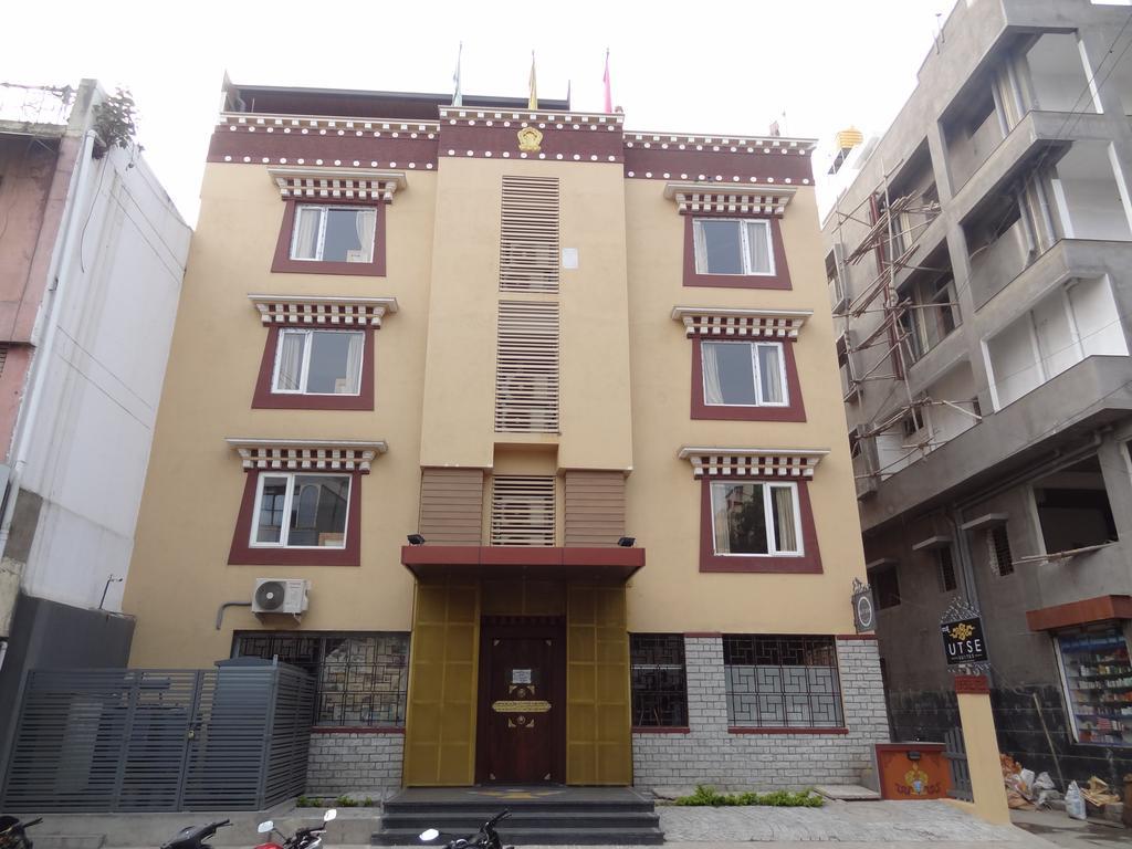 העיר בנגלור Utse Suites מראה חיצוני תמונה