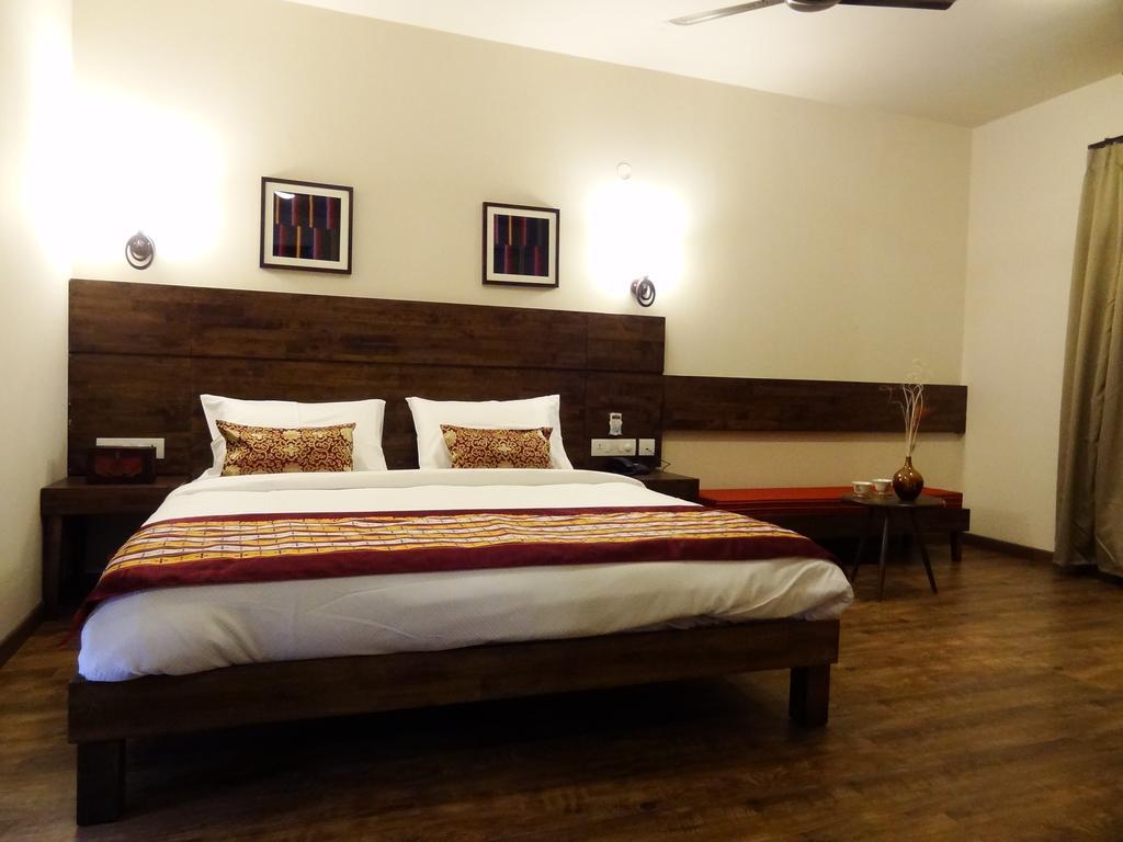 העיר בנגלור Utse Suites מראה חיצוני תמונה