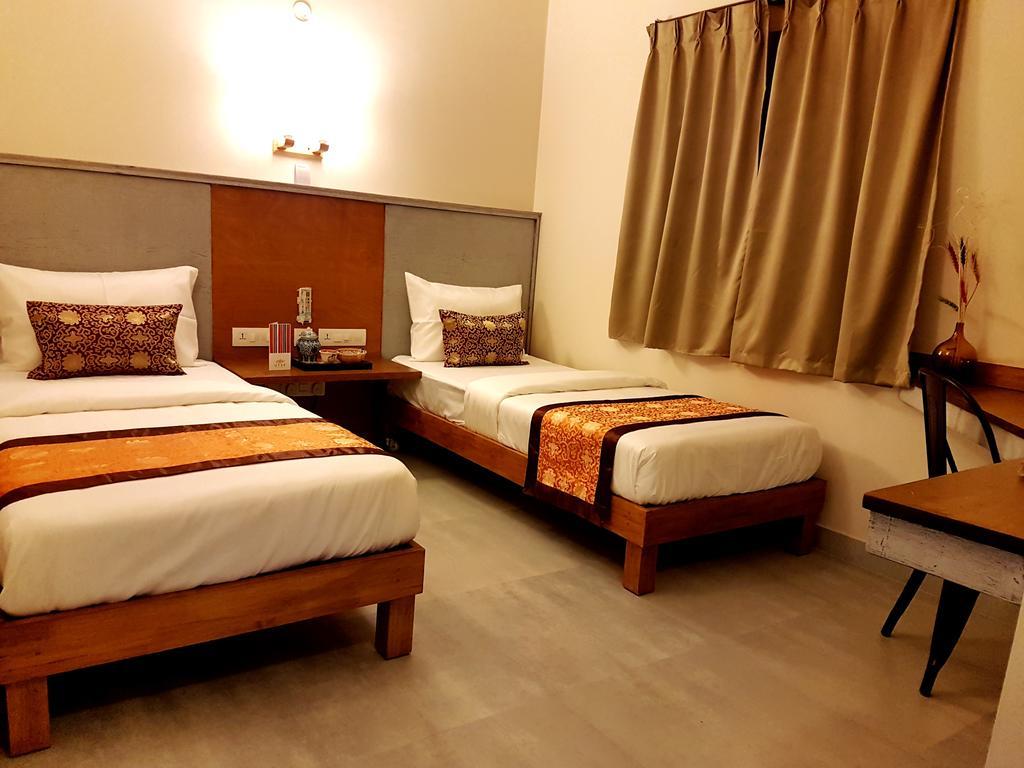 העיר בנגלור Utse Suites מראה חיצוני תמונה